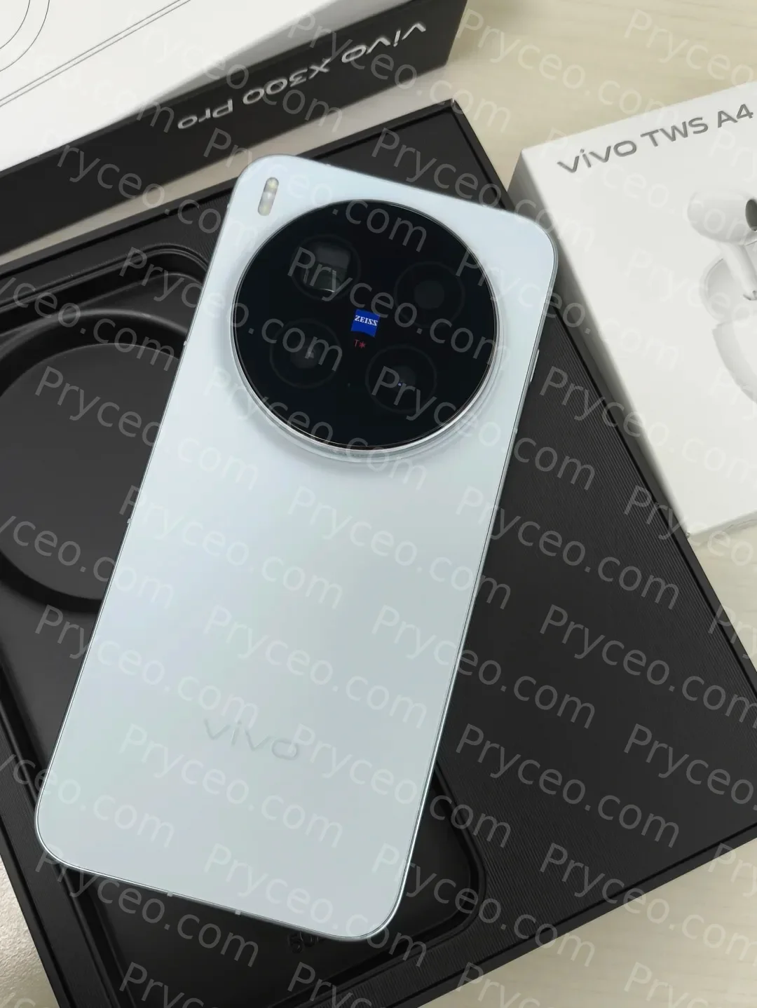 VIVO X300 Pro